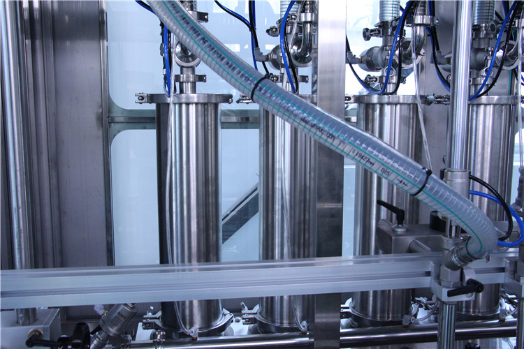 machine de remplissage de chocolat