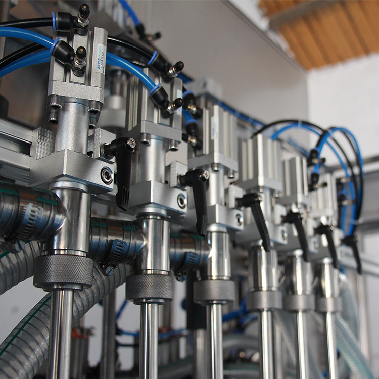 machine de remplissage de bouteilles d'huile